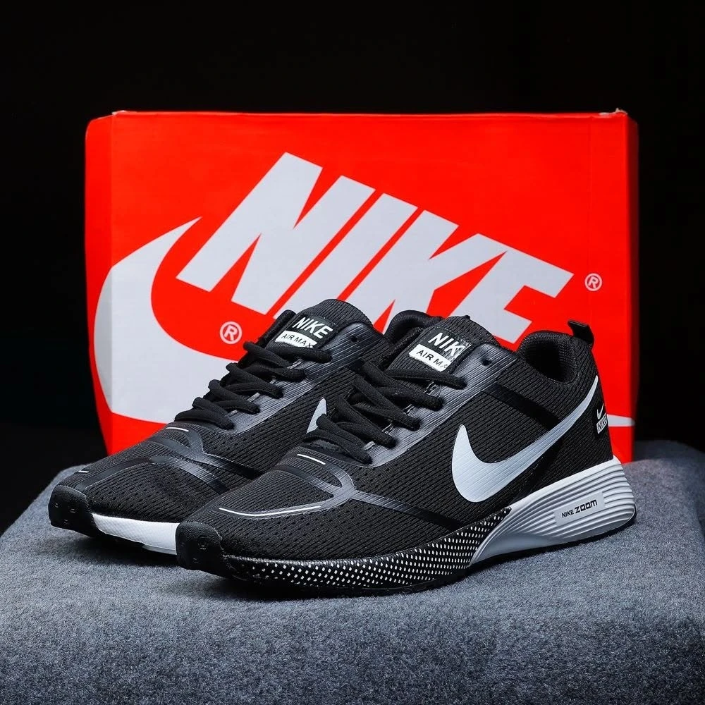 Nike Zoom Air Sports Shoes for Men in Black